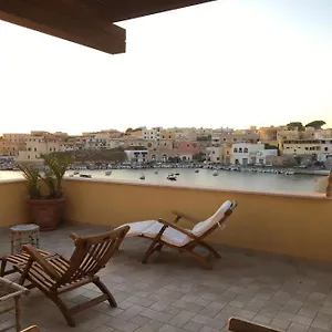 Attico Sul Porto Vecchio - Lampedusa