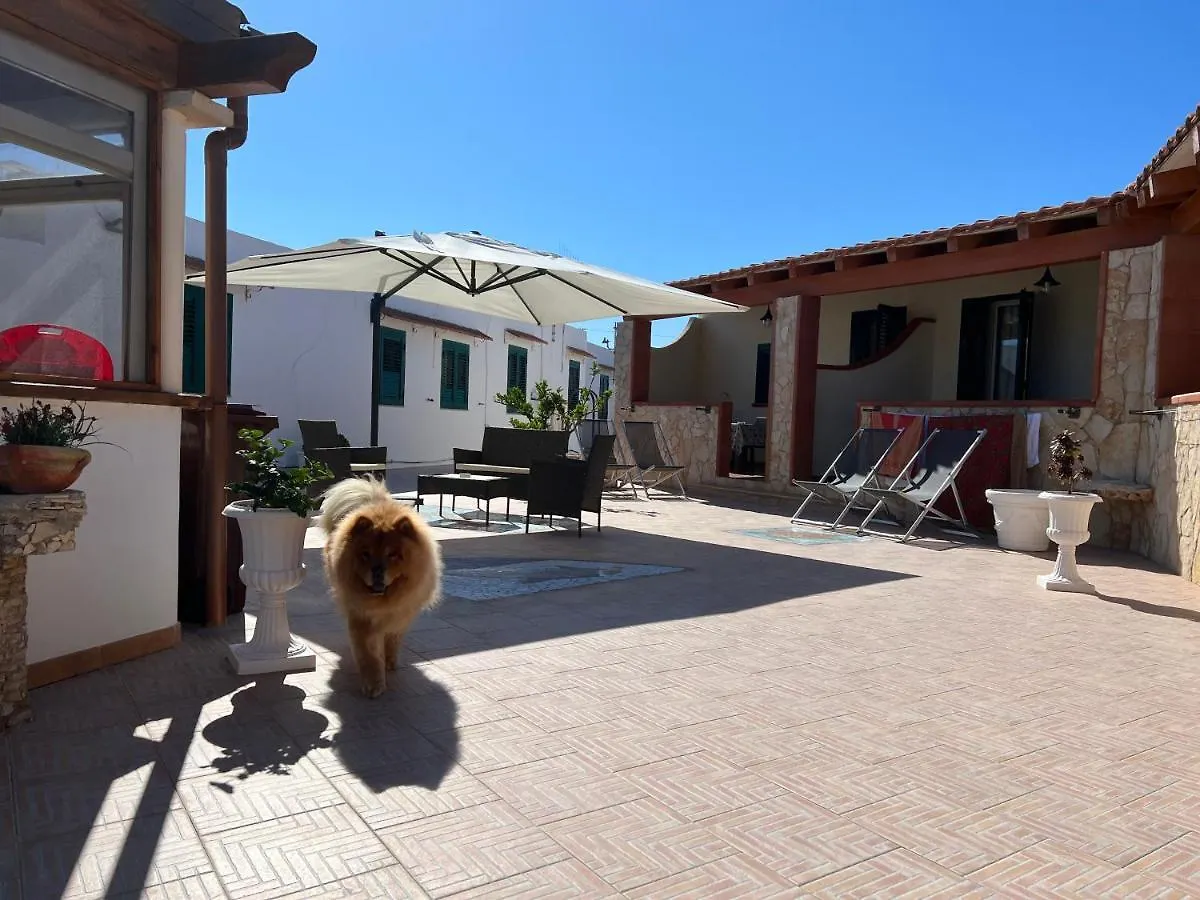 Appartamenti Pomelia - Lampedusa 0*,